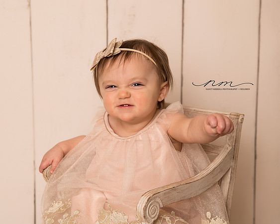 04132019nancymerrillphotography-mainechildrensphotographer-mainetoddlerphotographer-newenglandportraitstudio-1yearposing-mainebabyplanphotographer-mainefirstyearbabyplan.jpg