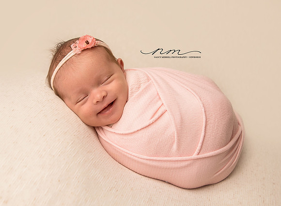 03102019-nancymerrillphotography-mainenewbornphotographer-mainebabystudio-babygirlsession-maineinfantphotographer-newenglandnewbornphotographer-cuteasabutton-centralmainebabyphotographer-androscogginp