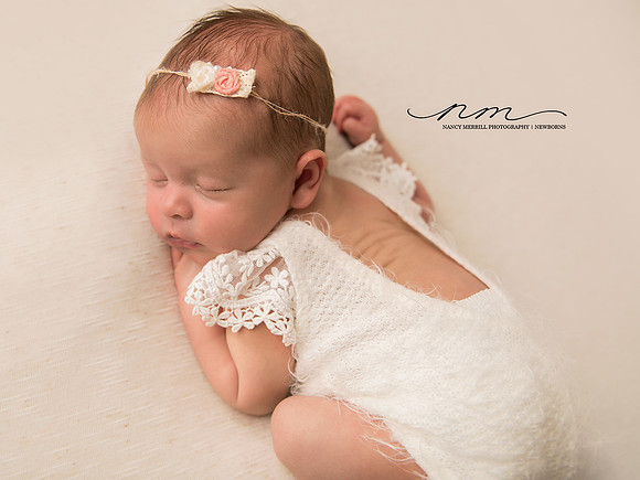 03152019-nancymerrillphotography-mainenewbornphotographer-mainebabystudio-babygirlsession-maineinfantphotographer-newenglandnewbornphotographer-cuteasabutton-centralmainebabyphotographer-androscogginp