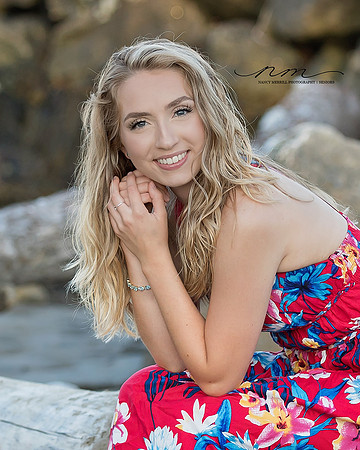 08142019-nancymerrillphotography-beachposes-mainehighschoolseniorphotographer-centralmaineseniorpicturesphotographer-rusticseniorpictures-maineclassof2020-classof2020poses-maineseniorpicturesphotograp