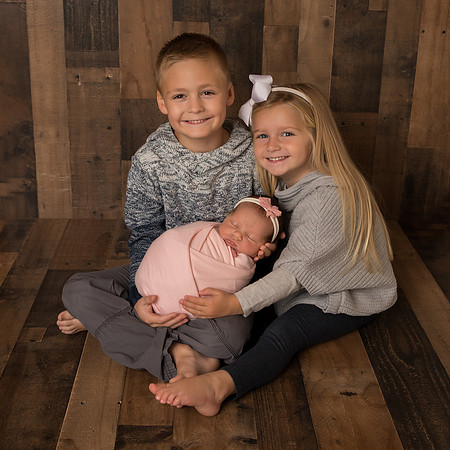 09142019-nancymerrillphotography-mainenewbornphotographer-mainebabystudio-babygirlsession-maineinfantphotographer-newenglandnewbornphotographer-cuteasabutton-centralmainebabyphotographer-androscogginp